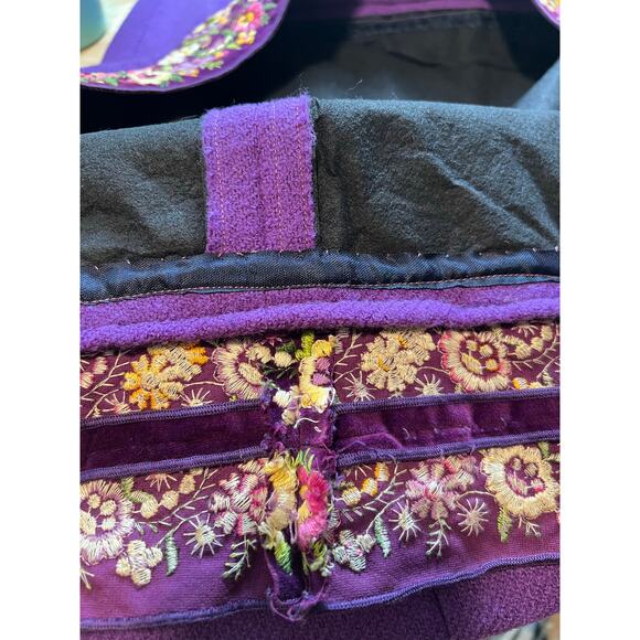 1970s Vintage Maxi Skirt Purple w Embroidered Details Boho Artsy Size Small JL - Picture 7 of 13